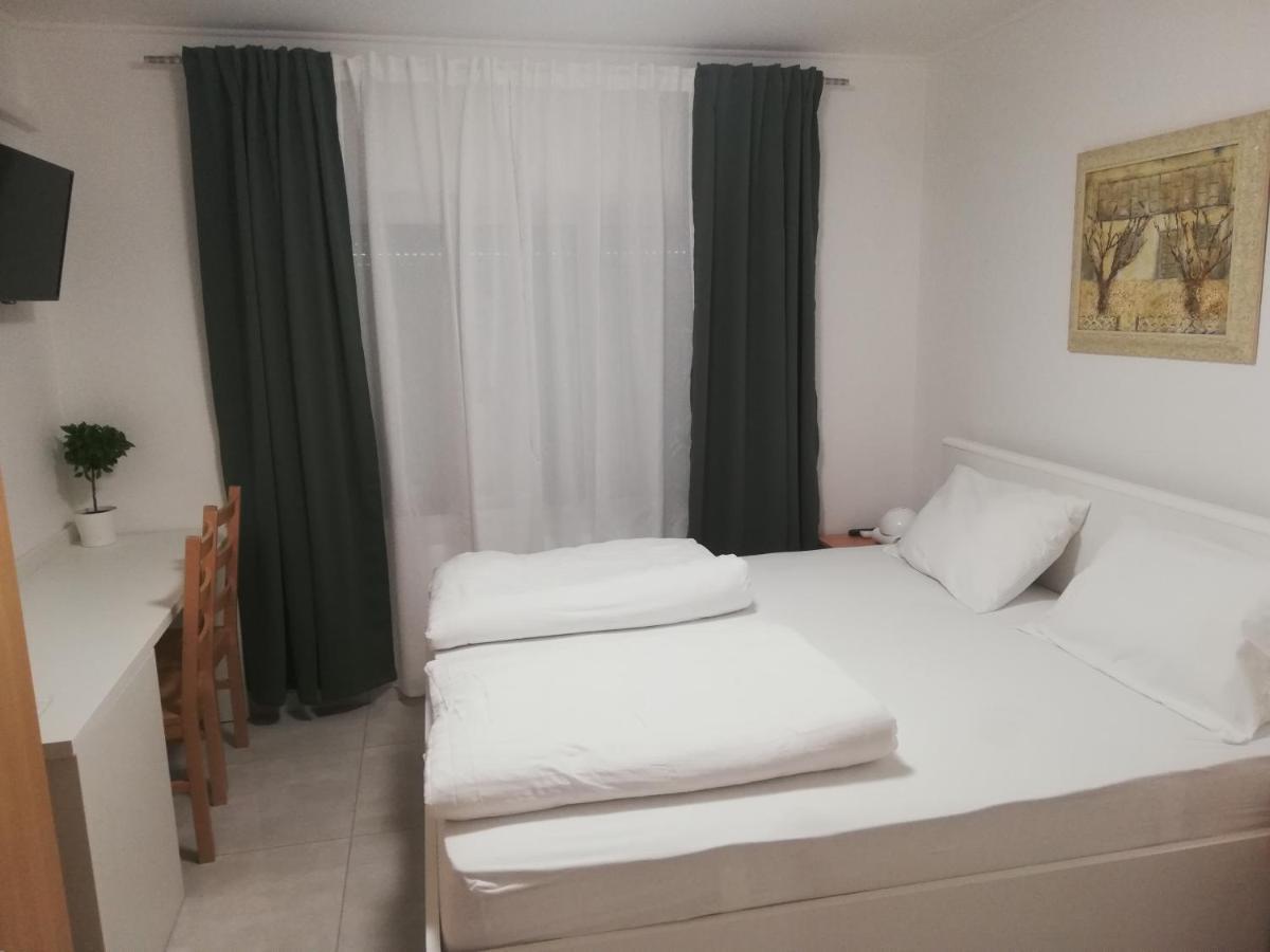 Apartment Susanj Karlobag Eksteriør bilde